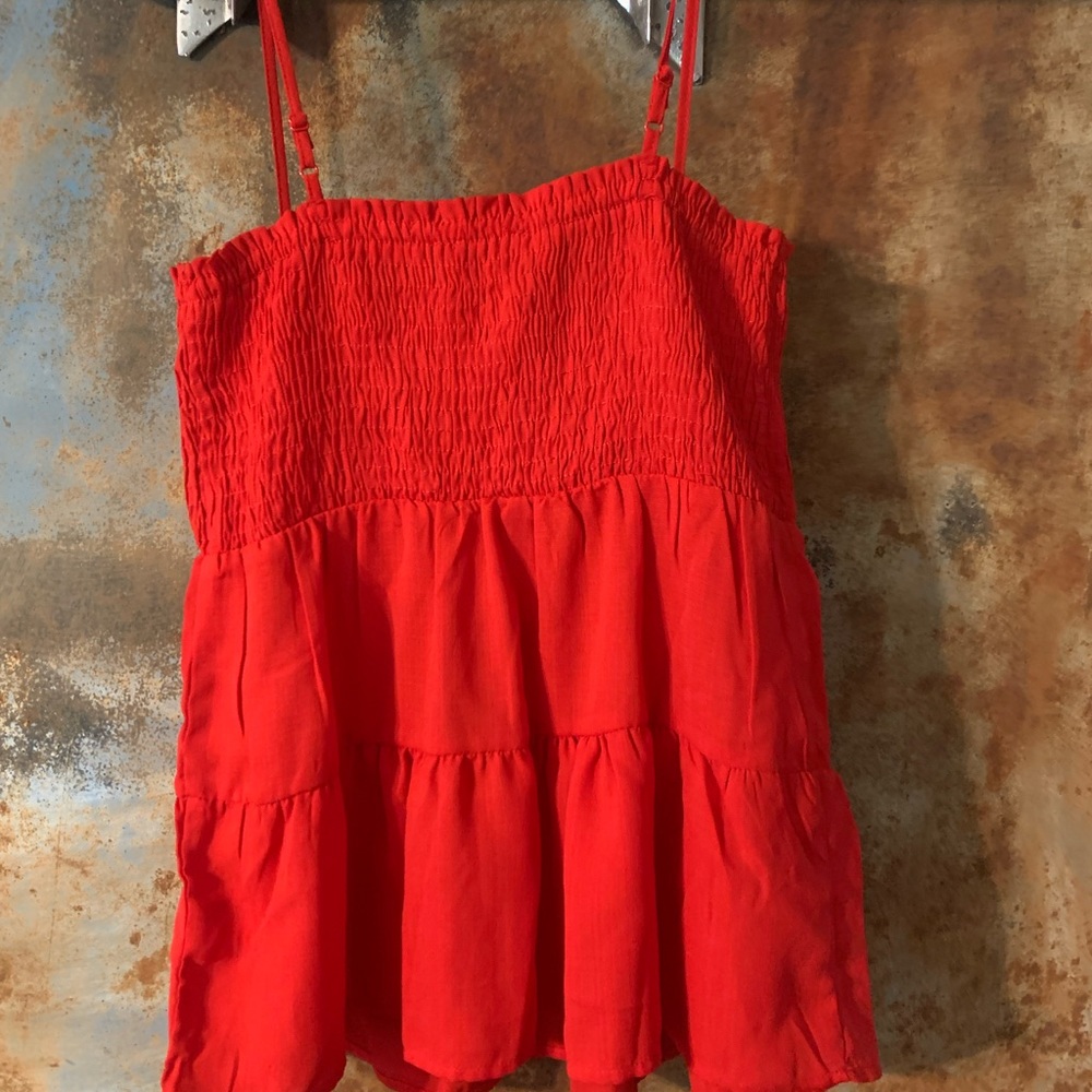 Red tank top!